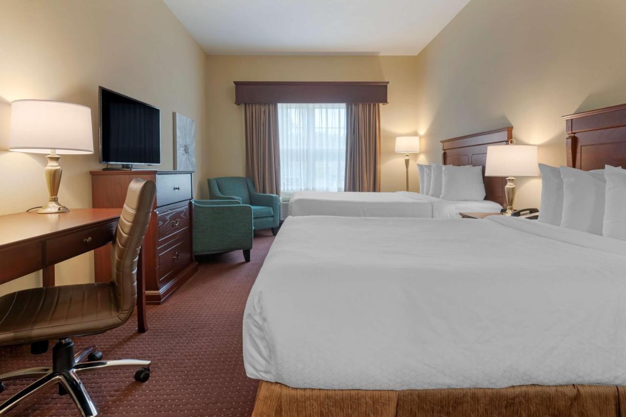Best Western Plus Fredericton Hotel & Suites Esterno foto