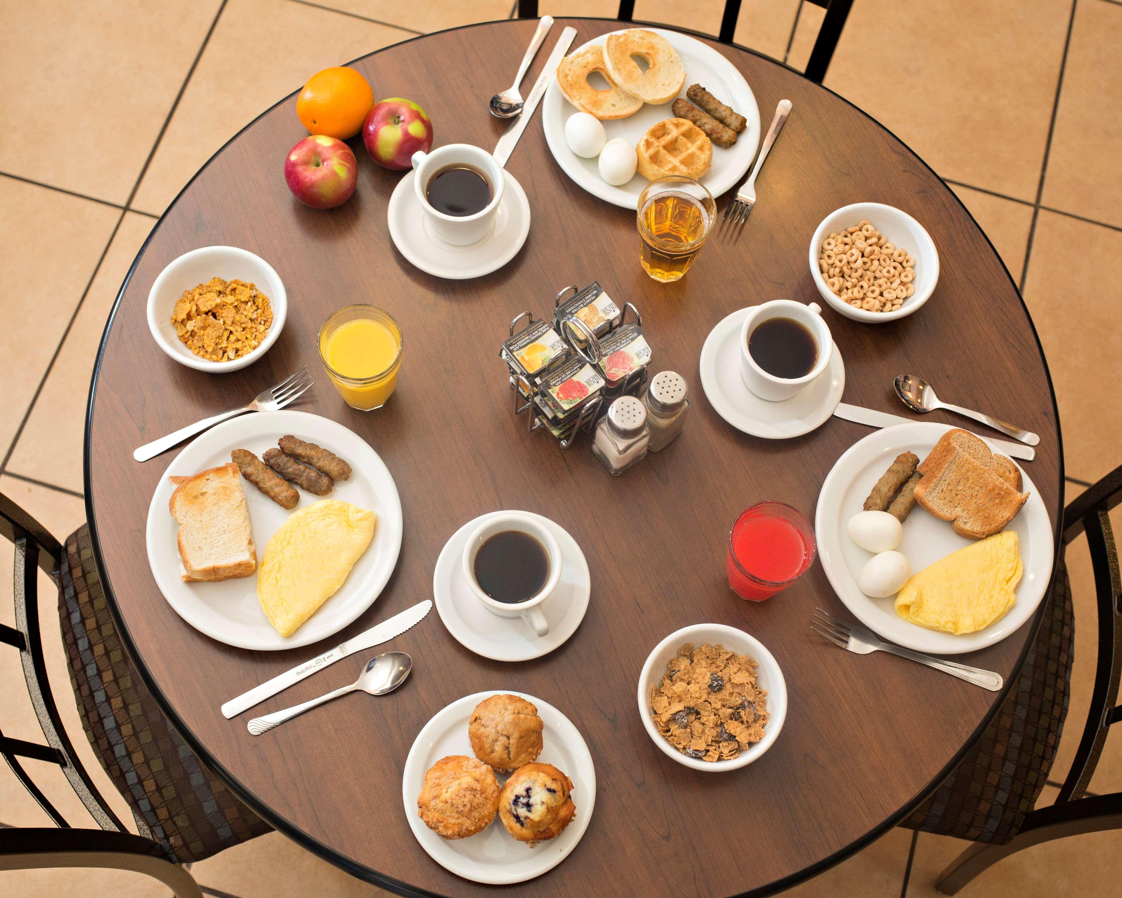Best Western Plus Fredericton Hotel & Suites Esterno foto